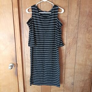 One Clothing Striped Cold Shoulder Dress Size M Black White  Casual
